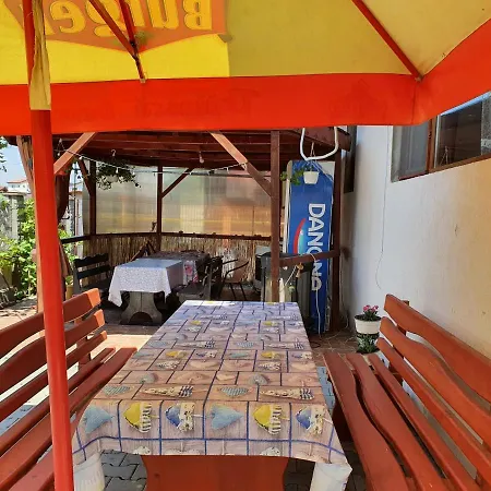 Casa Alexandru * コスティネシュティ